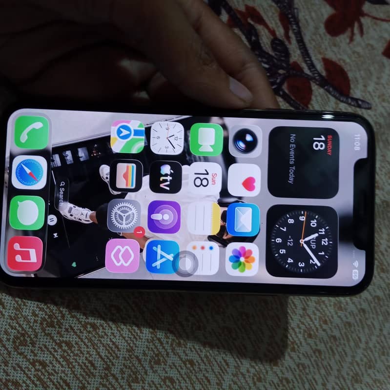 Apple iPhone 11 Pro 7