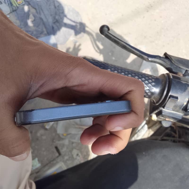 Realme C51 2