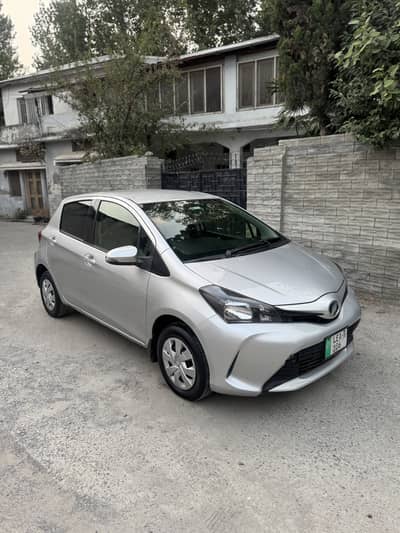 Toyota Vitz 2015