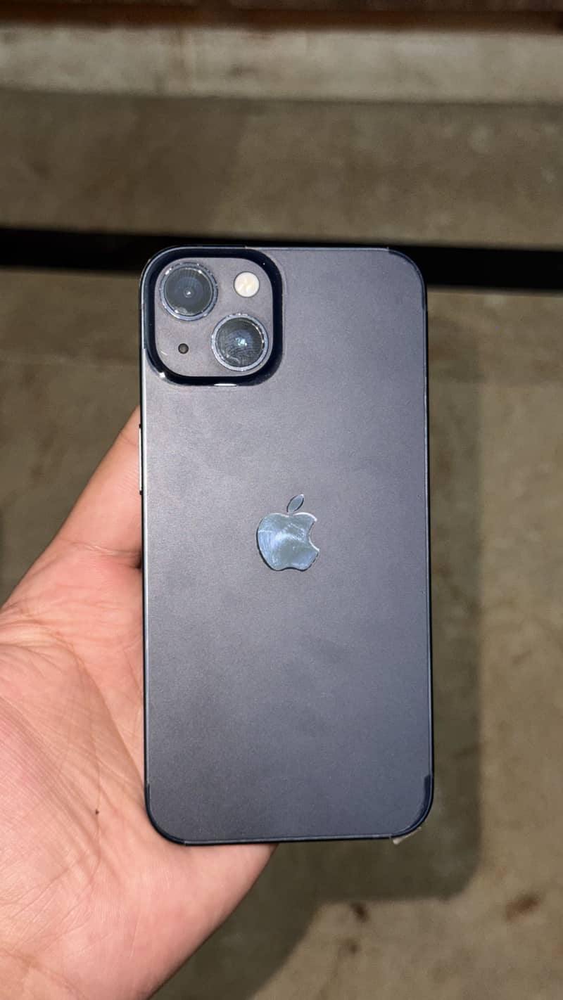 Apple iPhone 13 JV 0