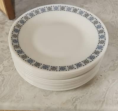Vintage Pyrex England Heavy Plates Set of 12