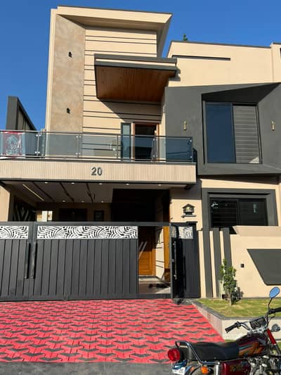 8 MARLA BREND NEW CDA APPROVED DOUBLE STORY HOUSE FOR SALE IN JINNAH GARDEN