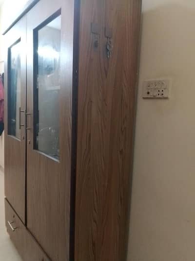 Divider with two drawers for urgent sell