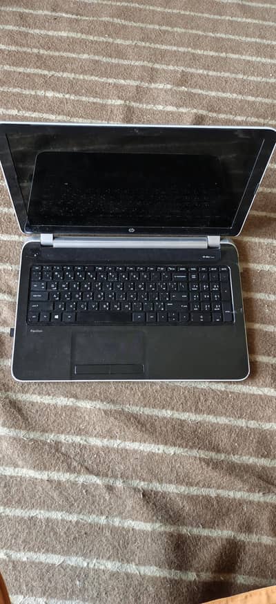 Hp laptop lush condition Ssd 256 gb ram 4gb