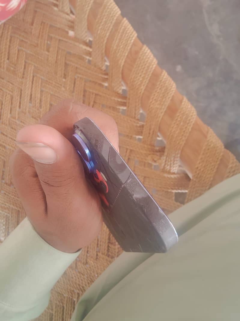 Apple iPhone XR 4