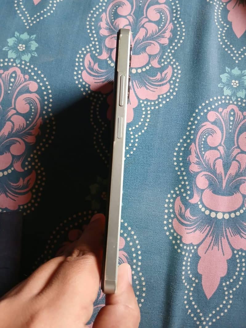 Realme Note 60x 2