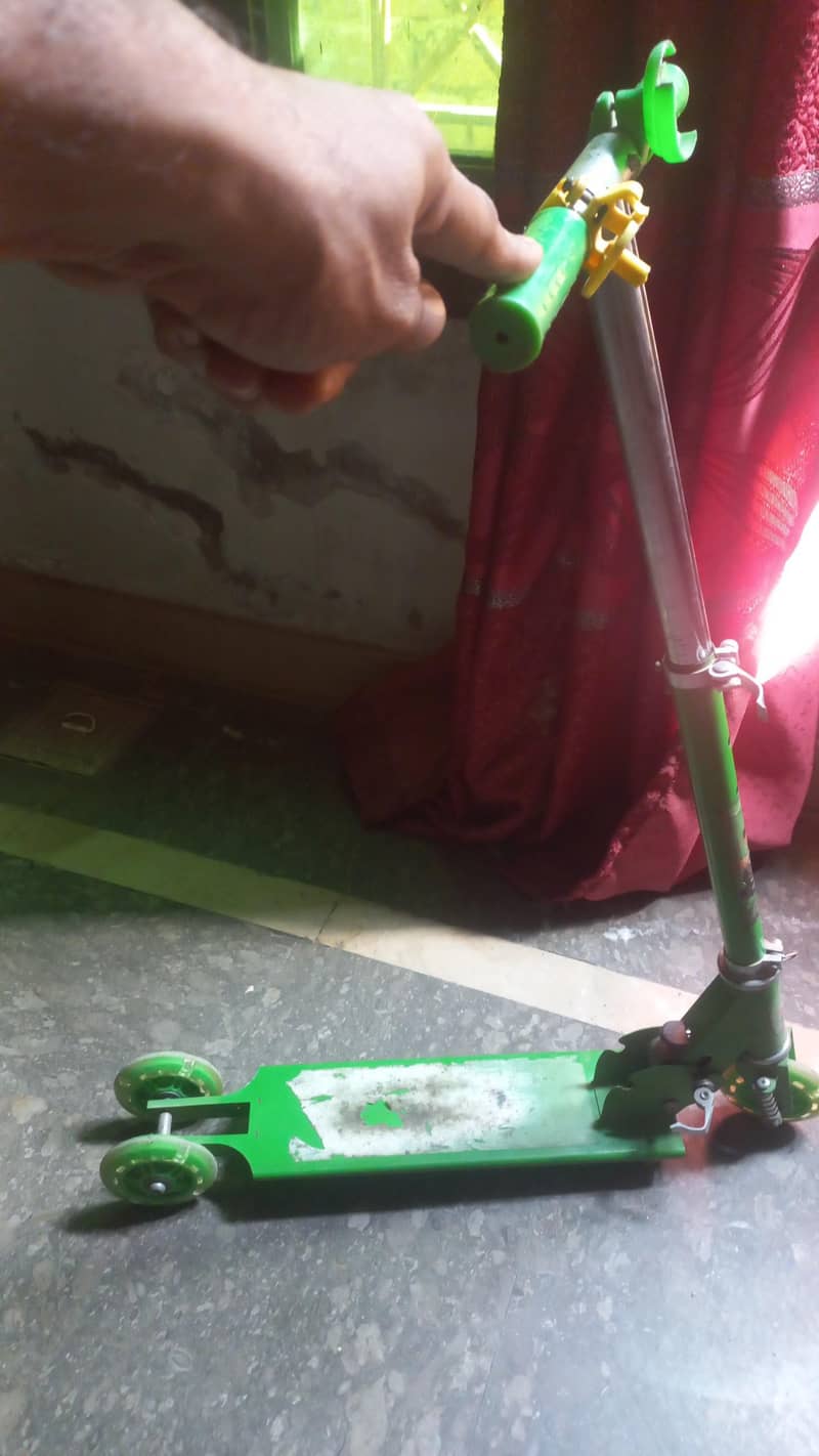 scooties 4