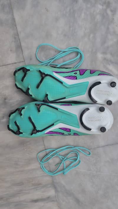 Nike mercurial vapour studs