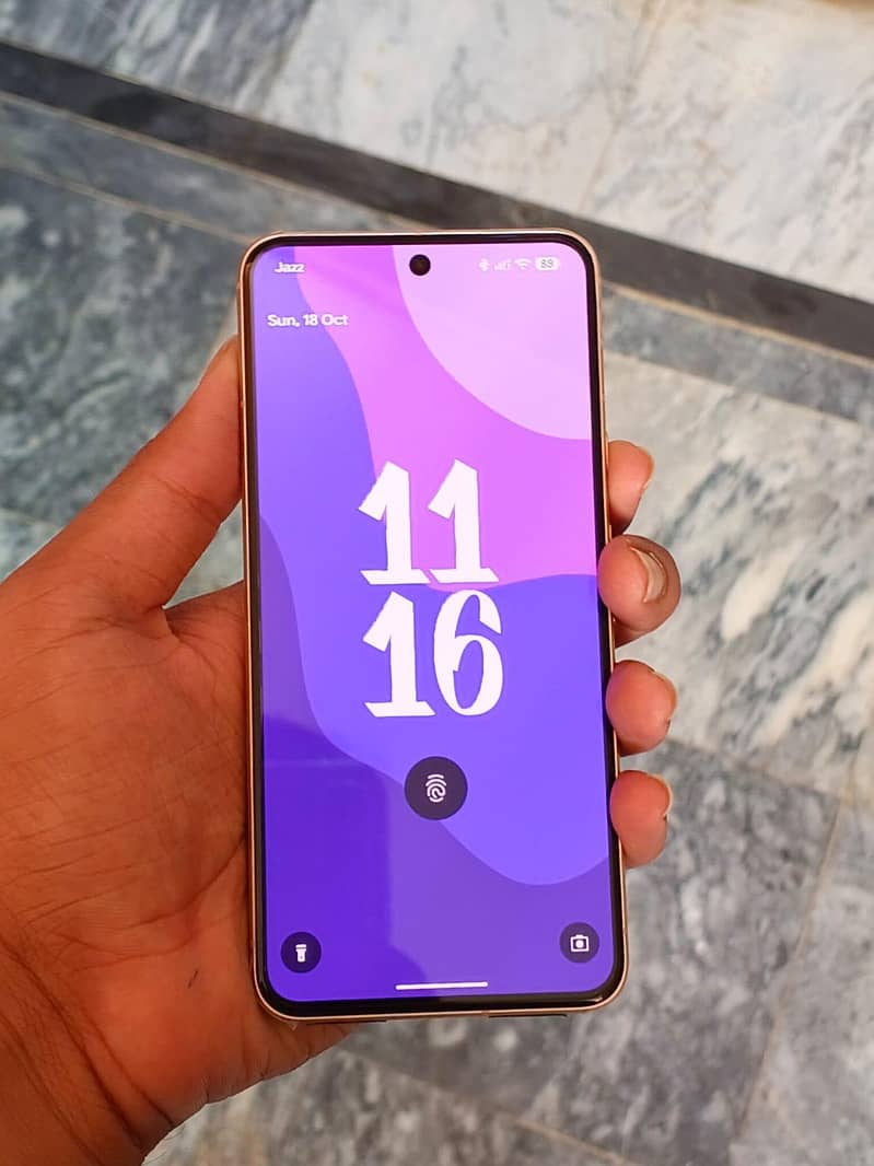 Google Pixel 8 1