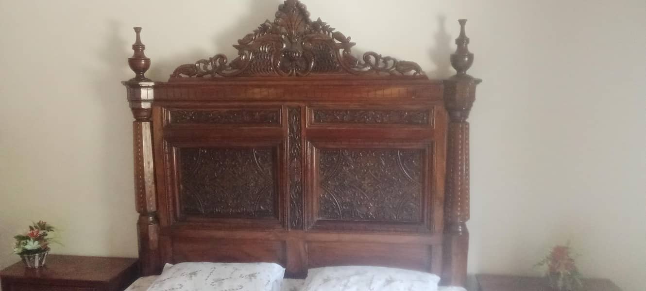 Double Bed Side Table Dressing 0