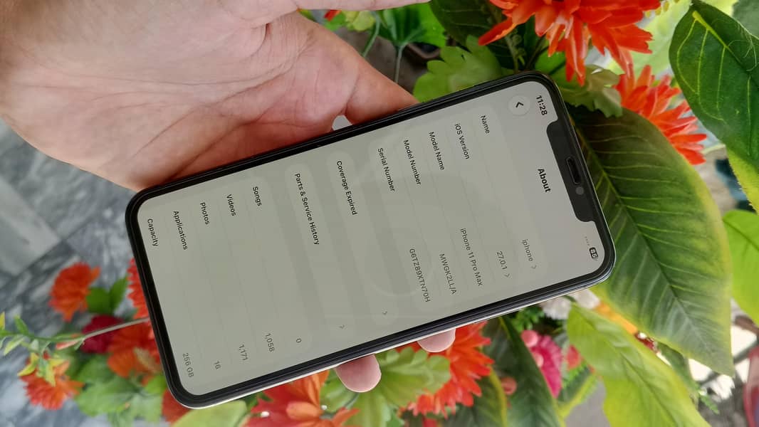 Apple iPhone 11 Pro Max 8