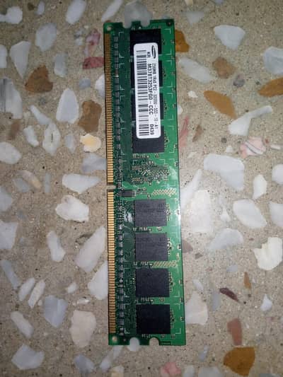 Samsung 256MB DDR2 Desktop RAM PC2-3200U 400MHz | M378T3253FG0-CCC