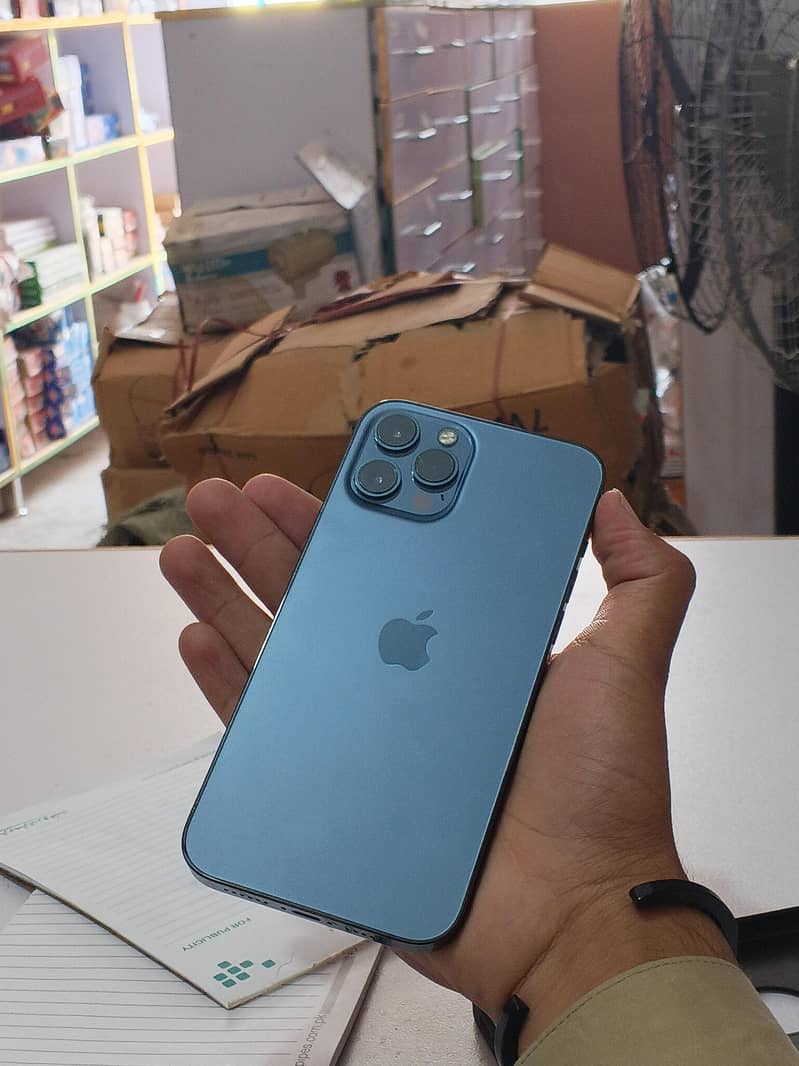 Apple iPhone 12 Pro Max 1