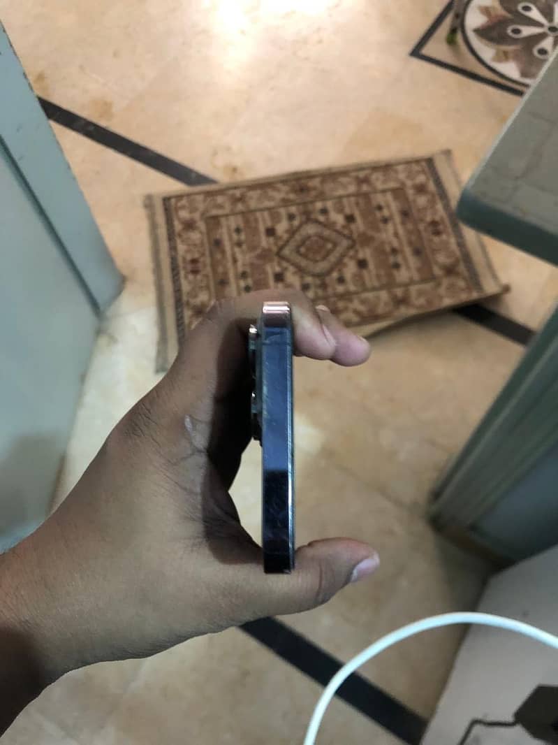 Iphone 14 pro max read add 7