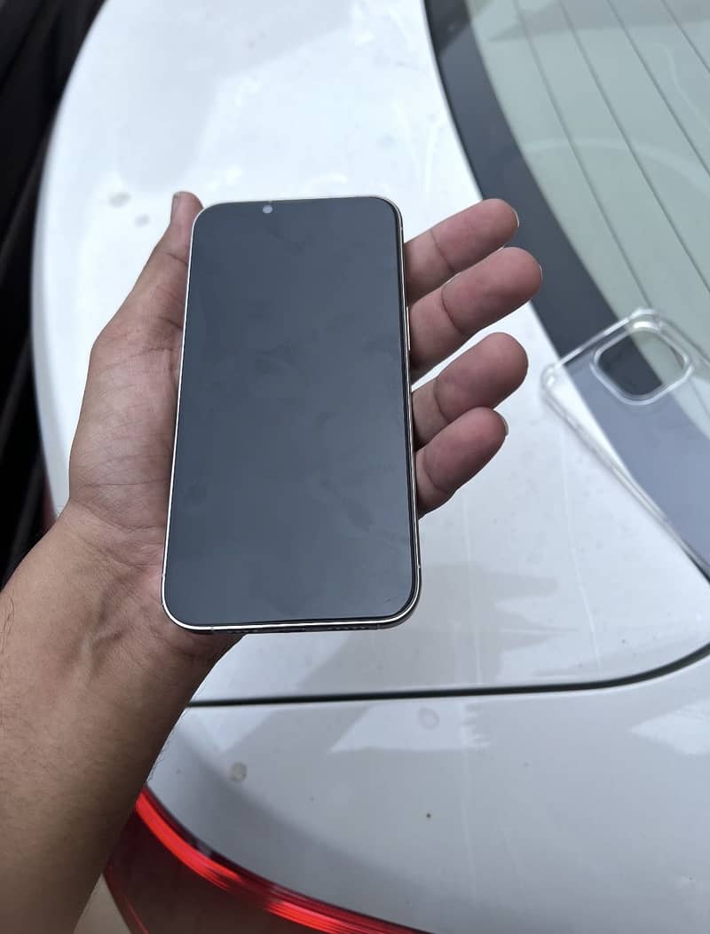 Apple iPhone 13 Pro 7