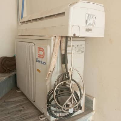 Used A/C 1 ton for sale