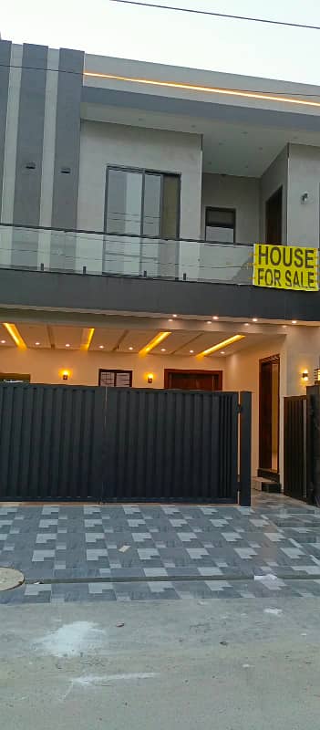 10 Marla Brand New House for Sale in LDA Avenue, Block J, Lahore**
