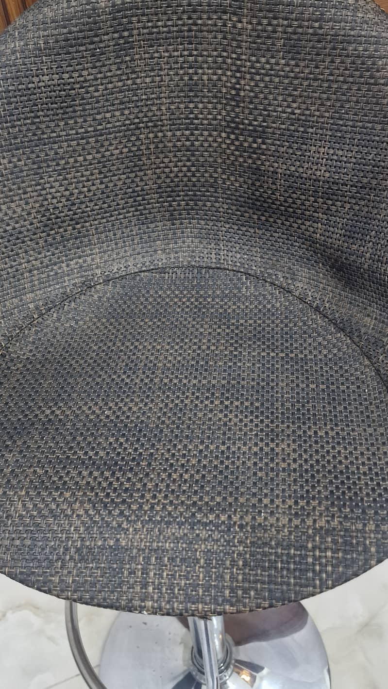 Bar chair 1