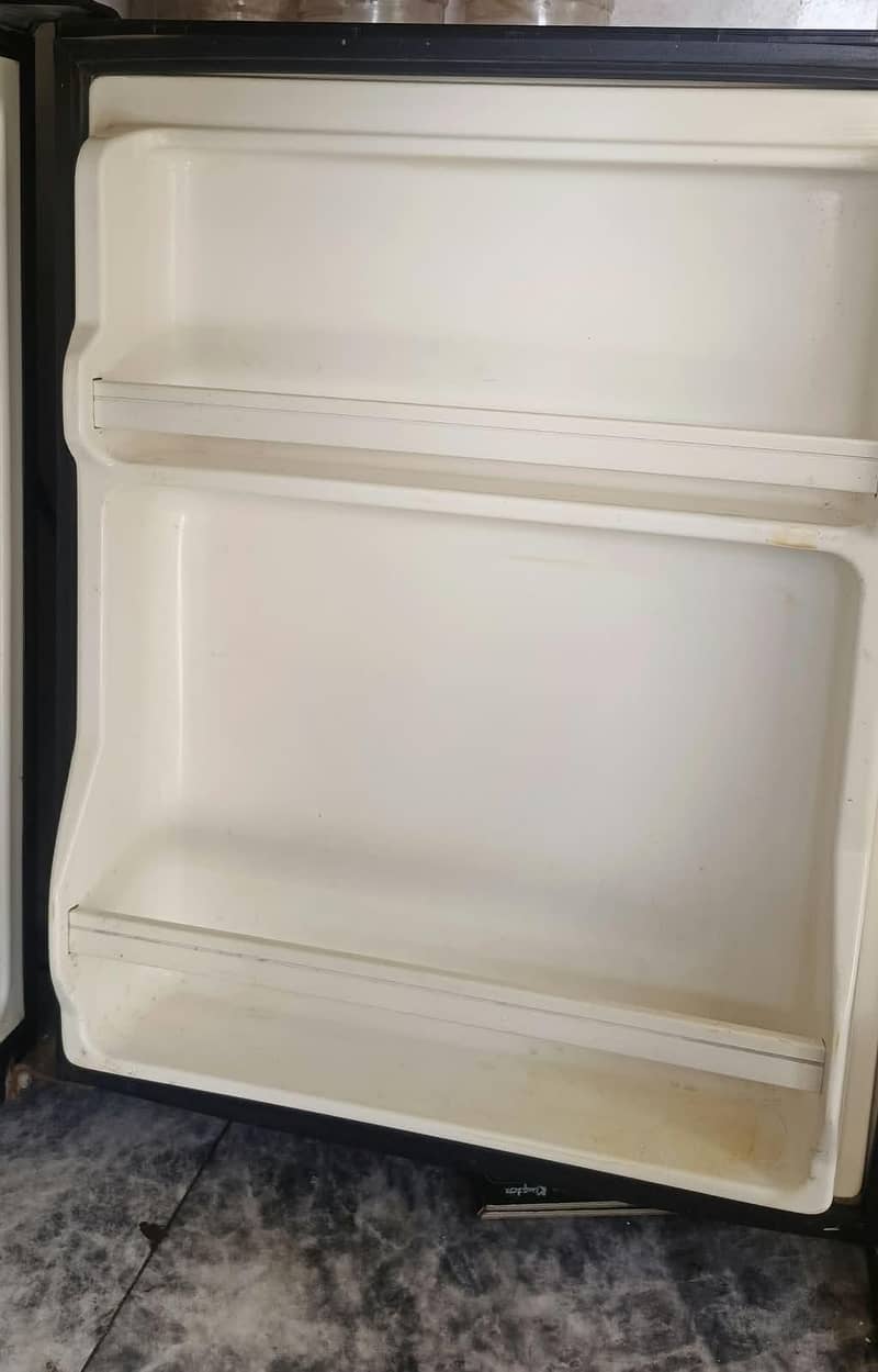 small frige 4