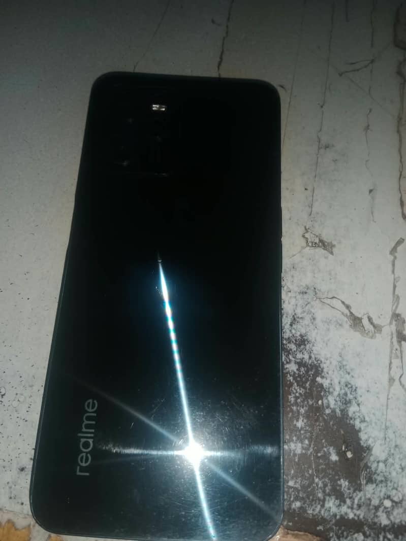 Realme C35 1