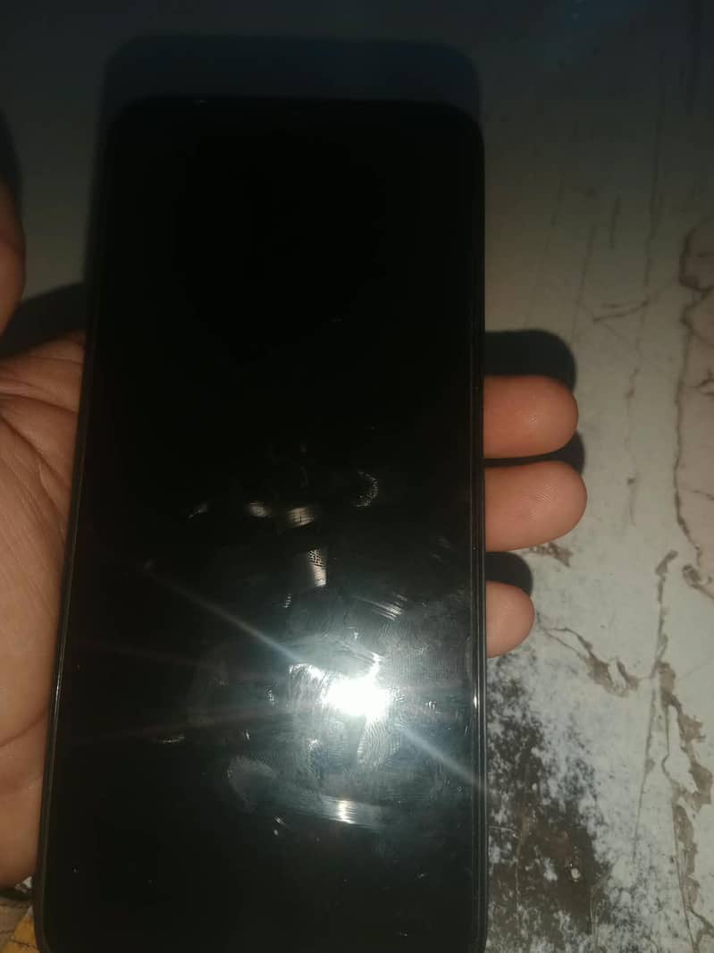Realme C35 3