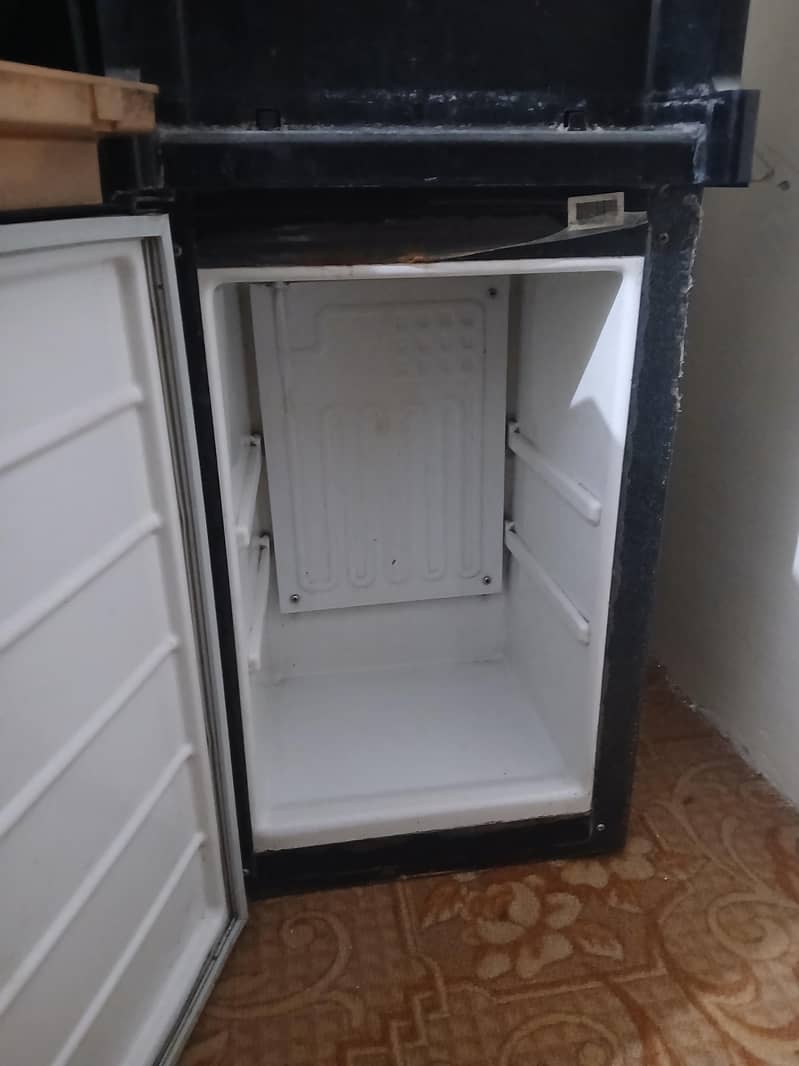 Dispenser 4