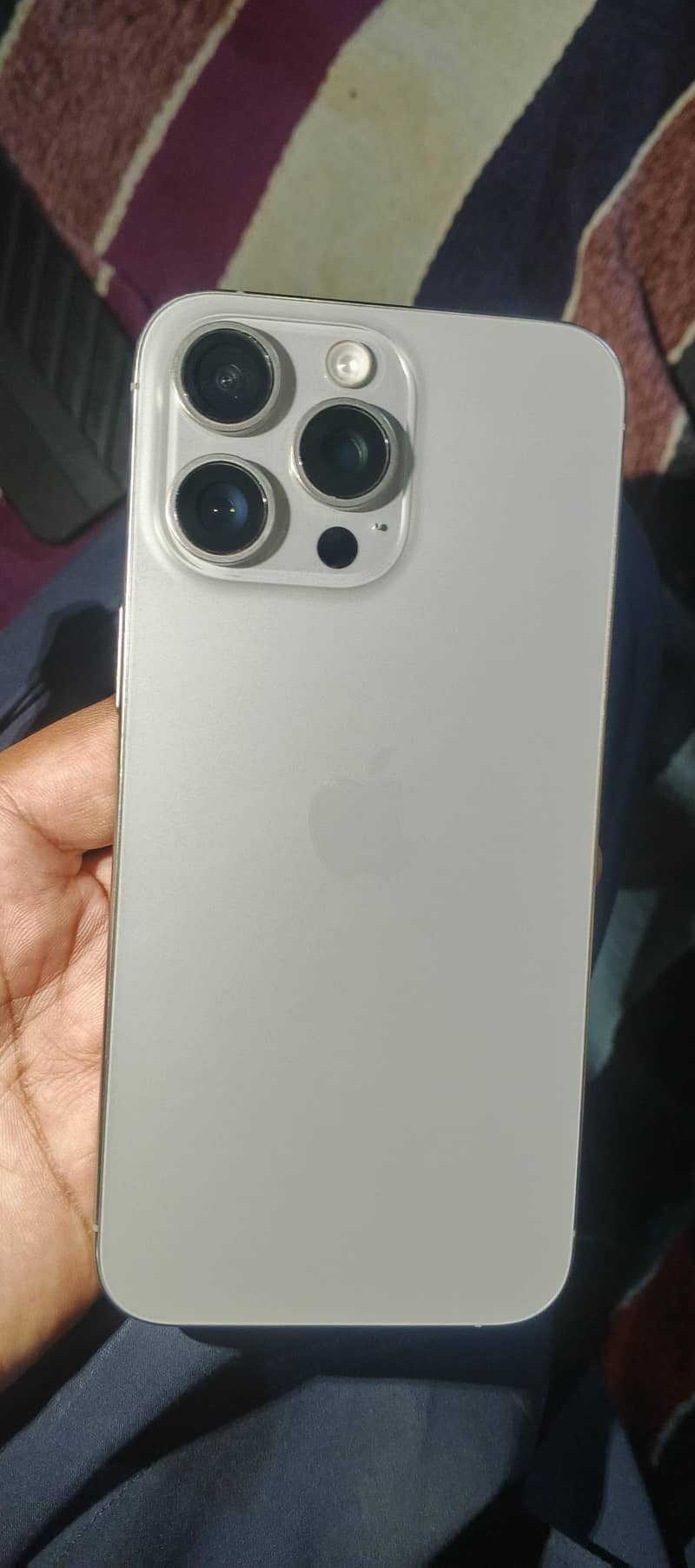 iPhone 15 pro max 7