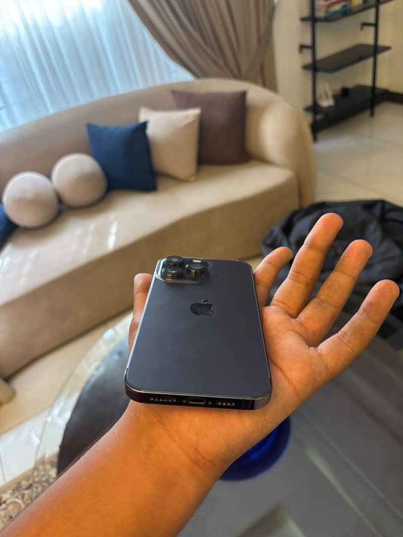 Apple iPhone 14 Pro Max 4
