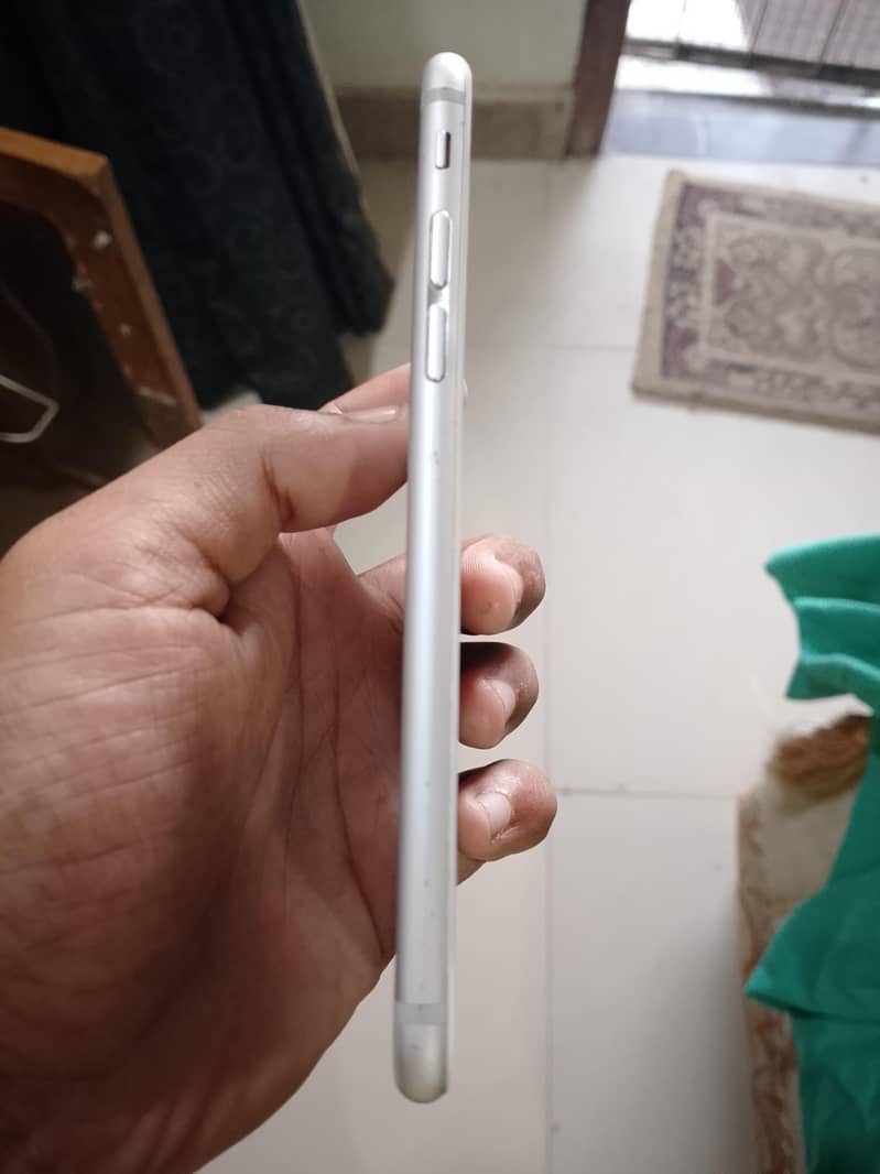Apple iPhone 6 2