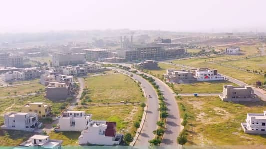 10 Marla Develop Possession Plot For Sale Gulberg Residencia Block-J, at main circular avenue