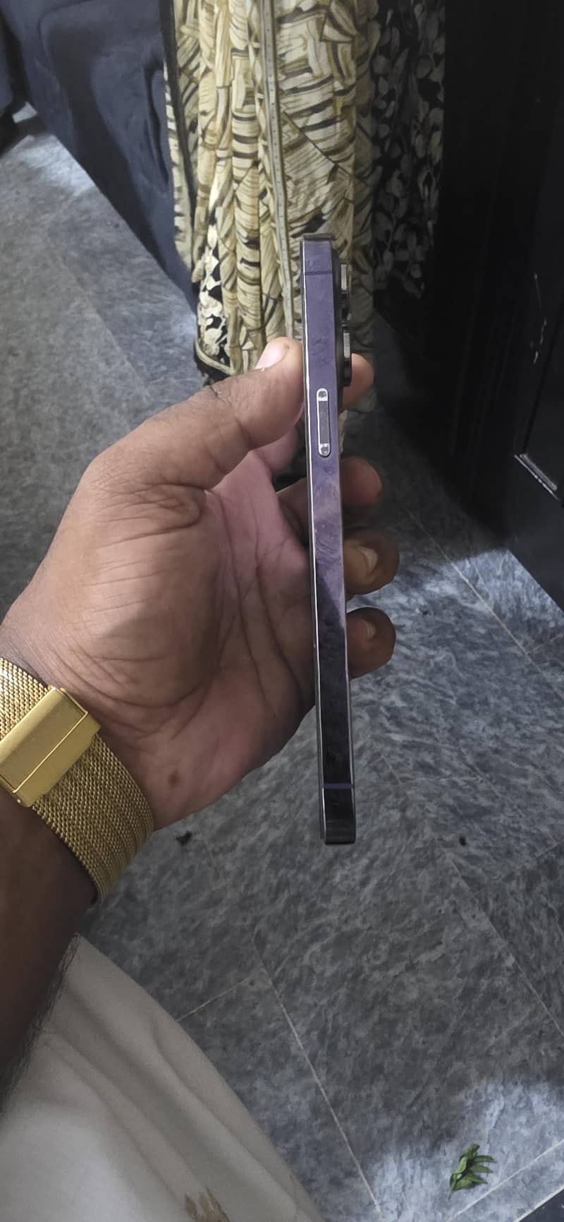 iPhone 14 pro max 3
