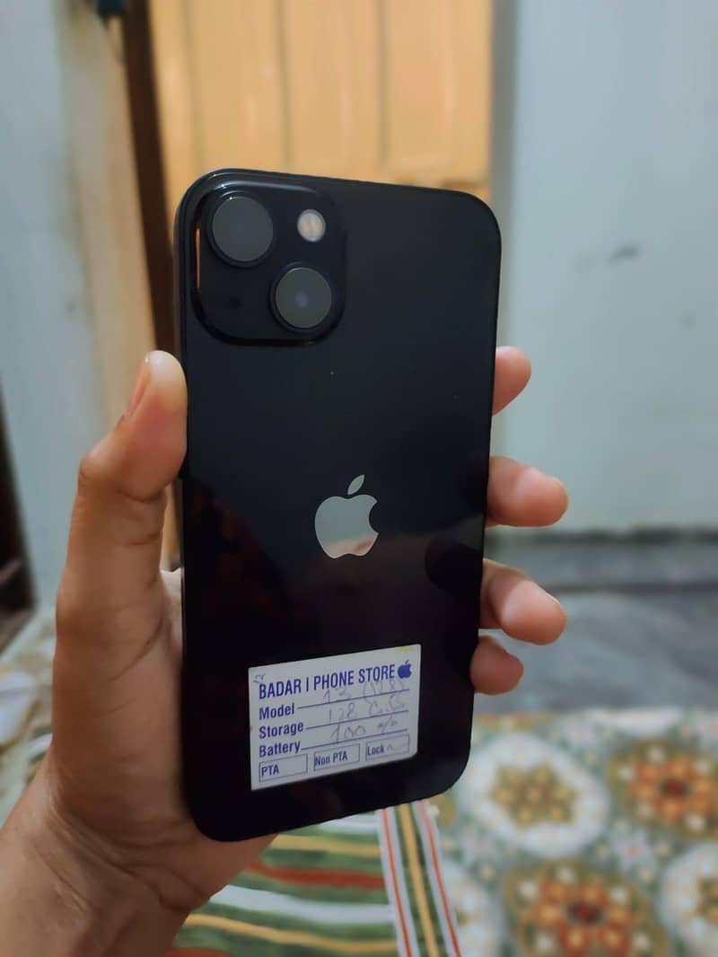 Apple iPhone 13 7