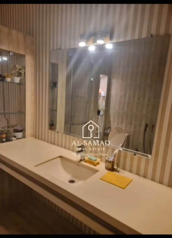 35 Marla Fully Furnished Villa kut class House for Salw - Houses ...