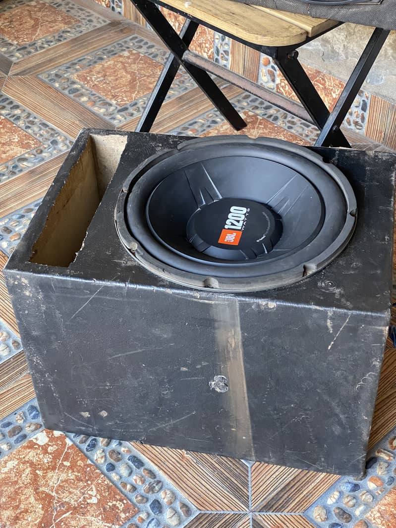 Car sound system 4