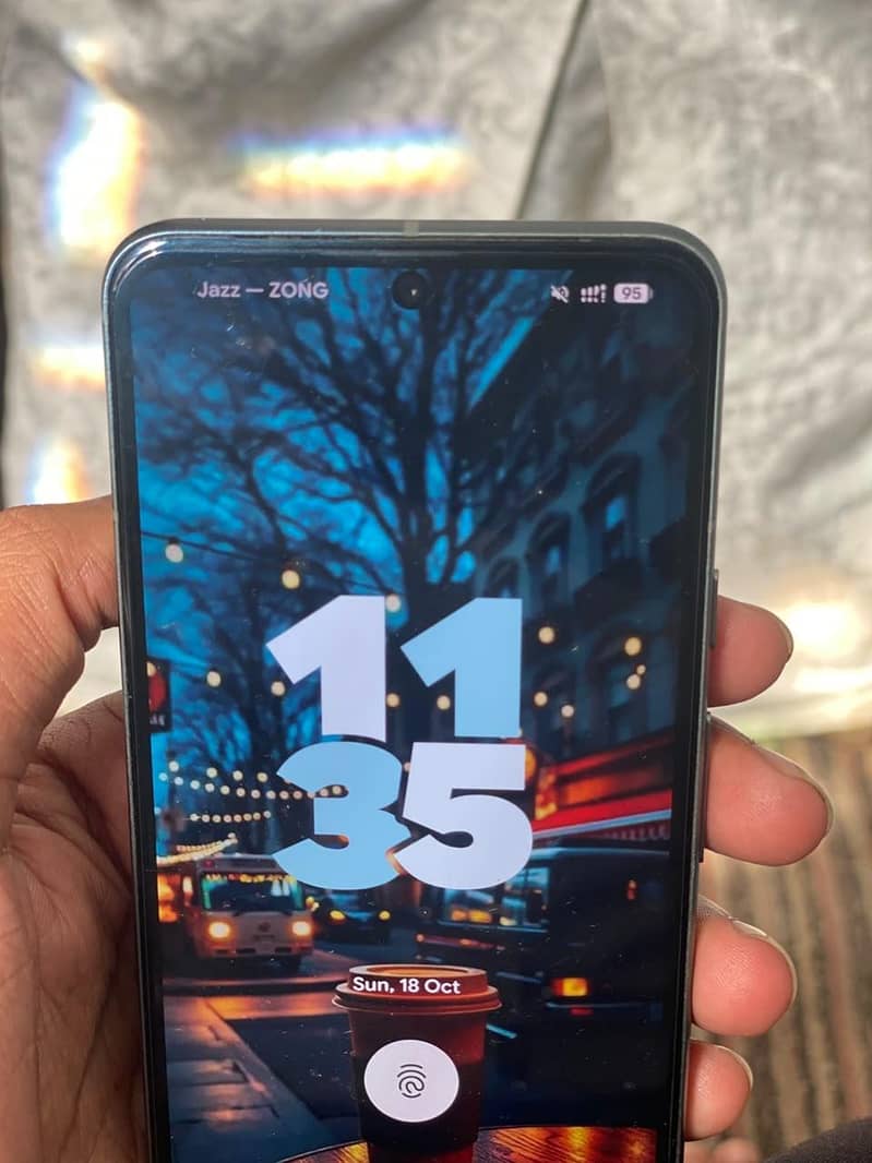 Google Pixel 8 1