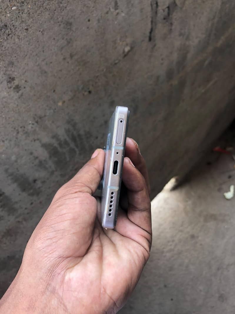 Infinix Note 50 Pro 4