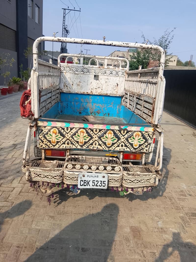 Suzuki Pickup 2