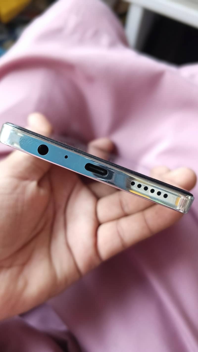 Tecno CAMON 20 2