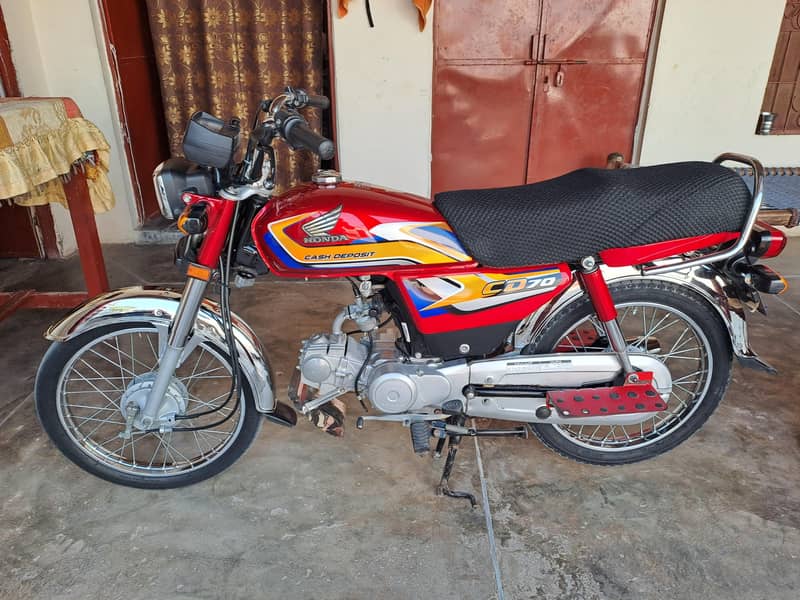 25 Model Cd 70 For Sell 1