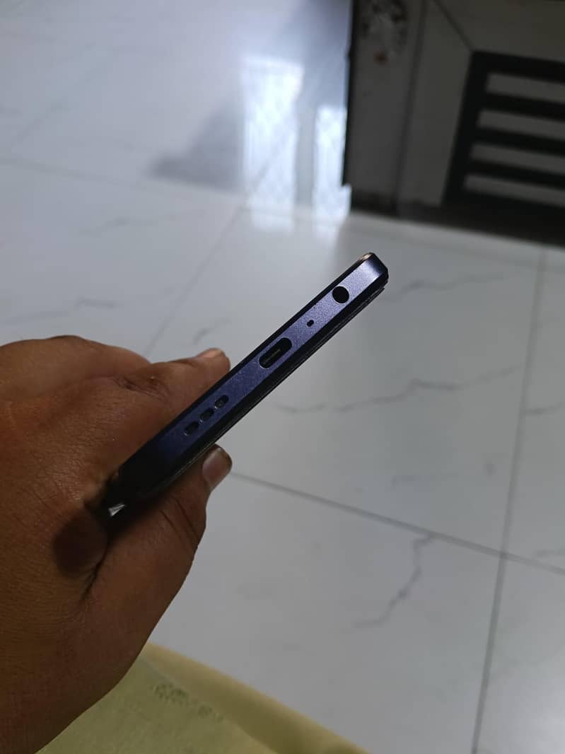 OPPO A60 6