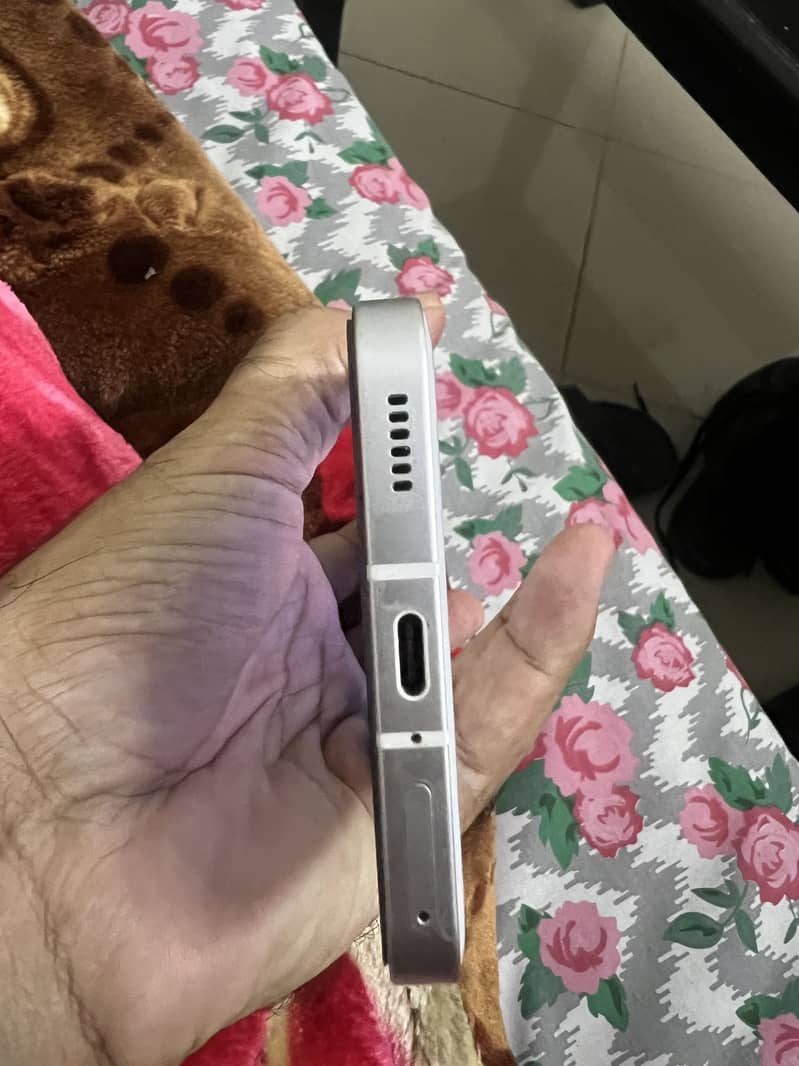 Nothing Phone 2 2