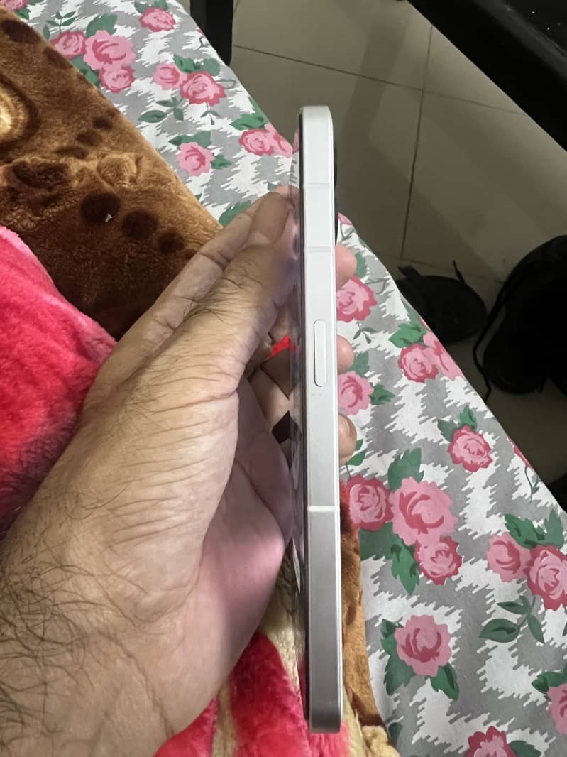 Nothing Phone 2 6