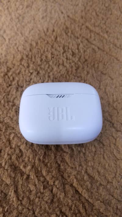 JBL TUNE230NC Earpods