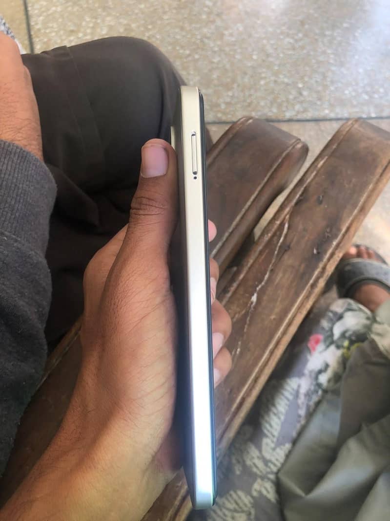 Itel a c100 5