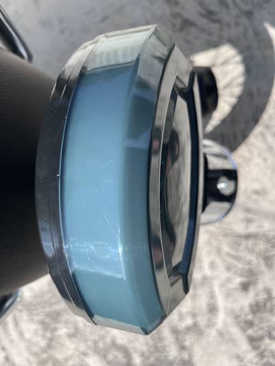 light for sall bilkul new ha 5.6 din use hui ha
