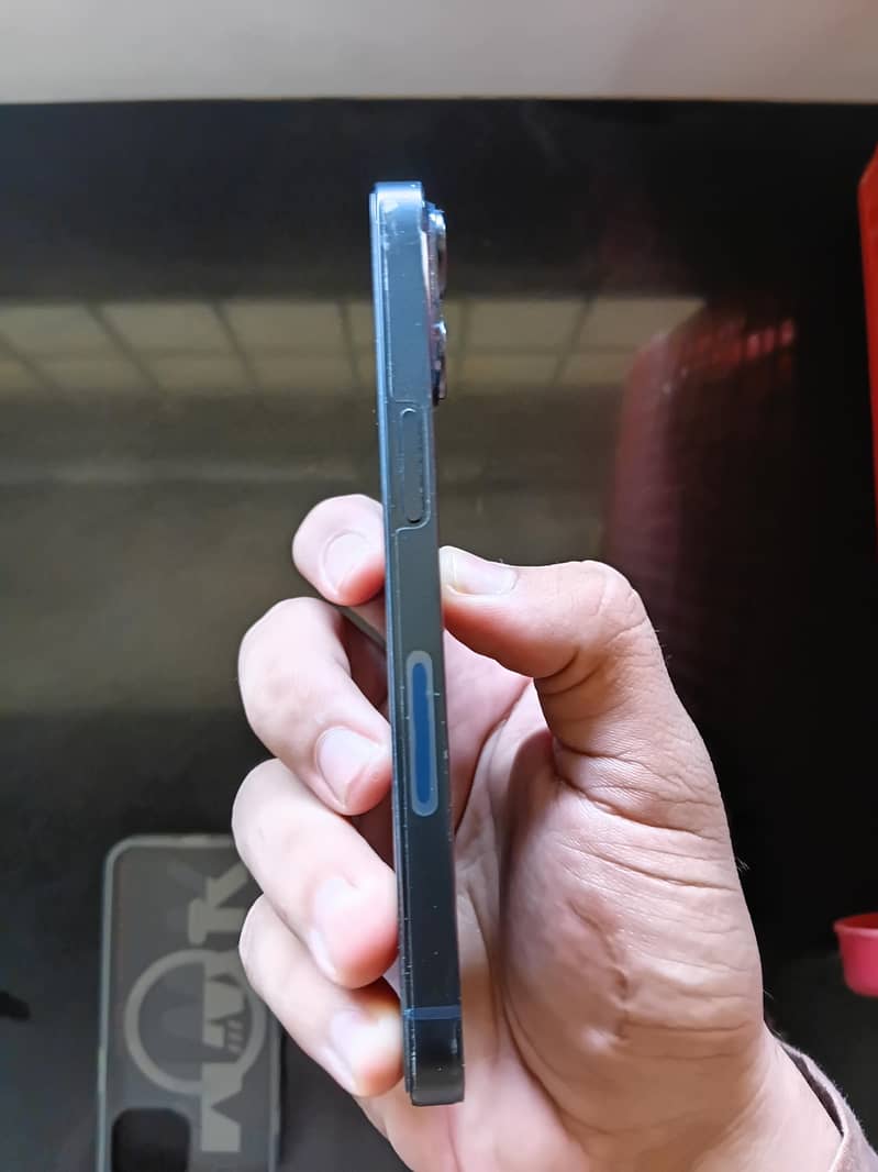 Apple iPhone 14 2