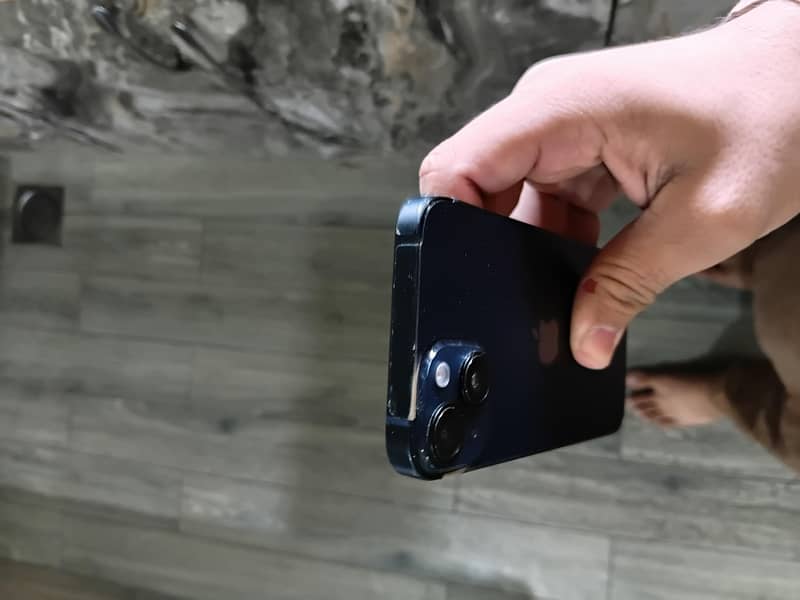 Apple iPhone 14 6