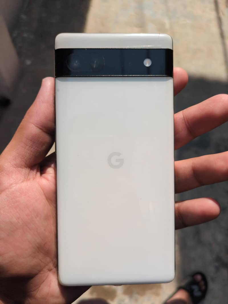 Google Pixel 6a 1