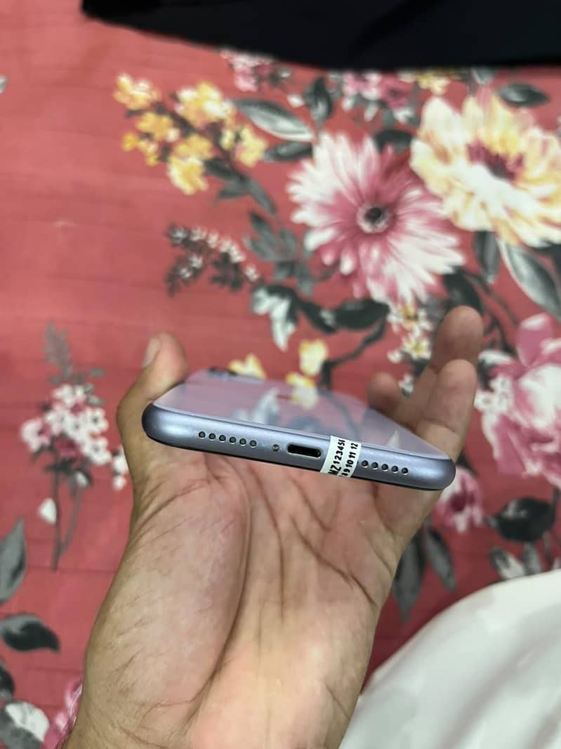 Apple iPhone 11 1