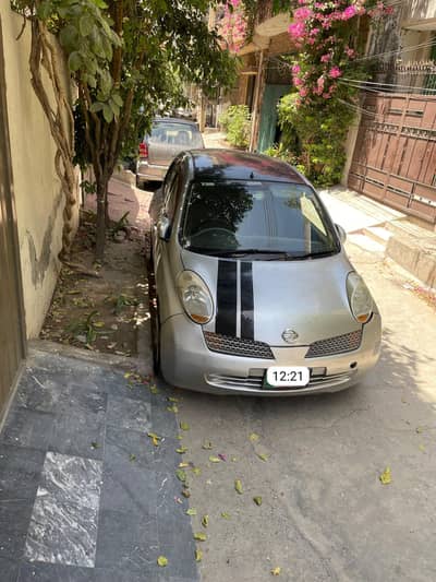 Nissan March 2004